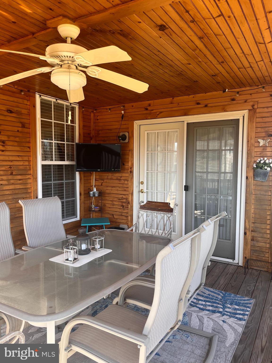 MEDFORD FARMS - Residential
