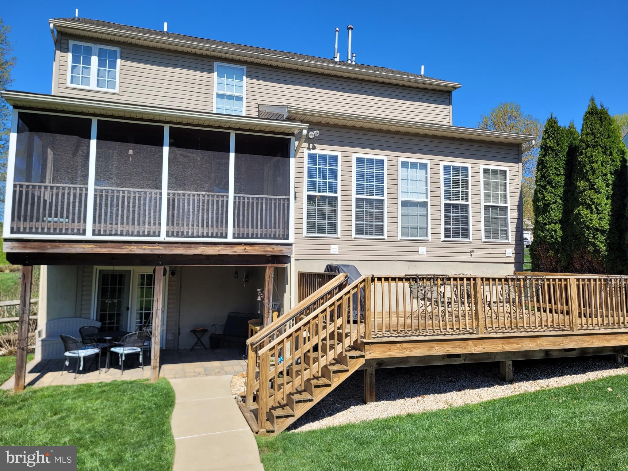 MEDFORD FARMS - Residential