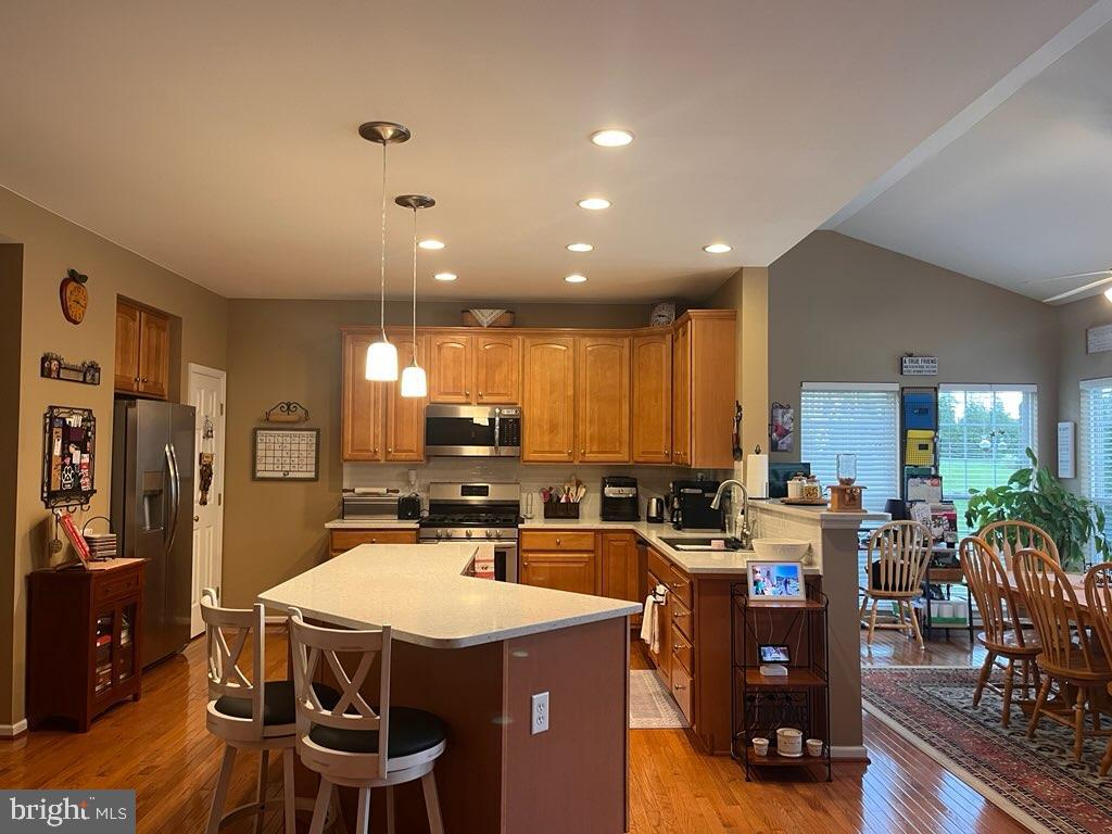 MEDFORD FARMS - Residential