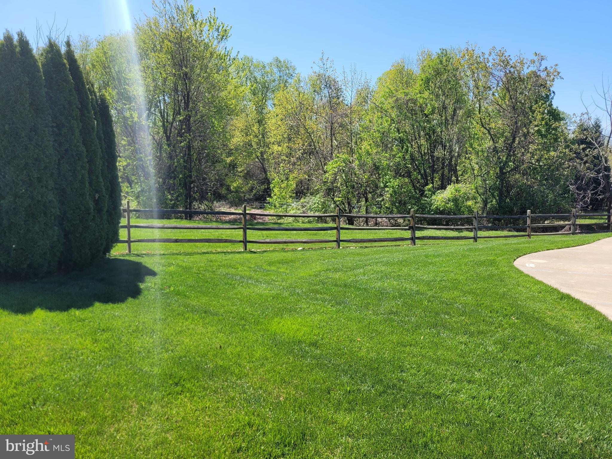 MEDFORD FARMS - Residential