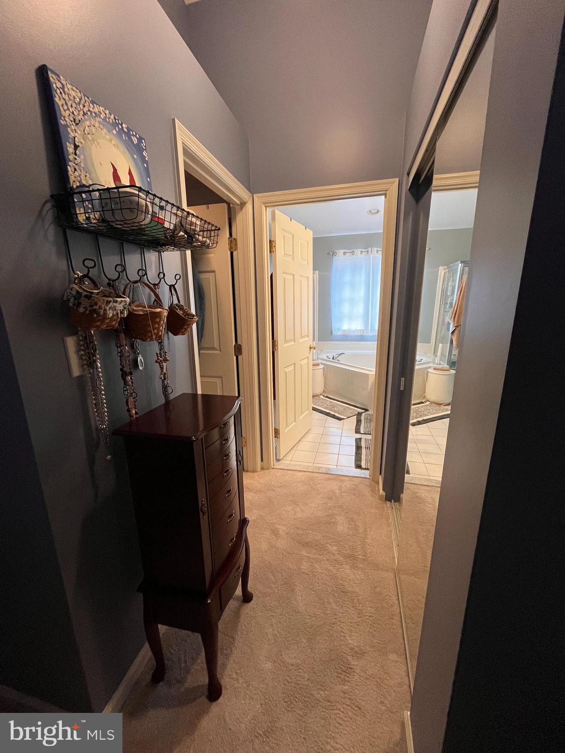 MEDFORD FARMS - Residential