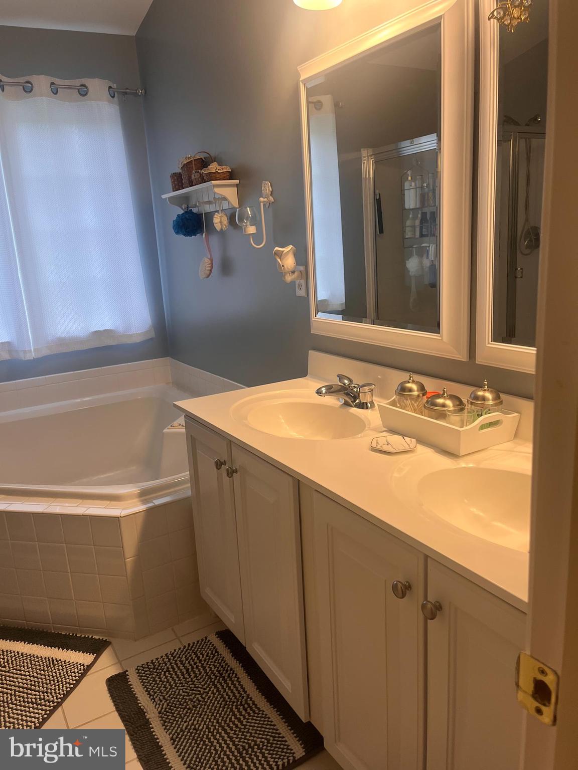MEDFORD FARMS - Residential