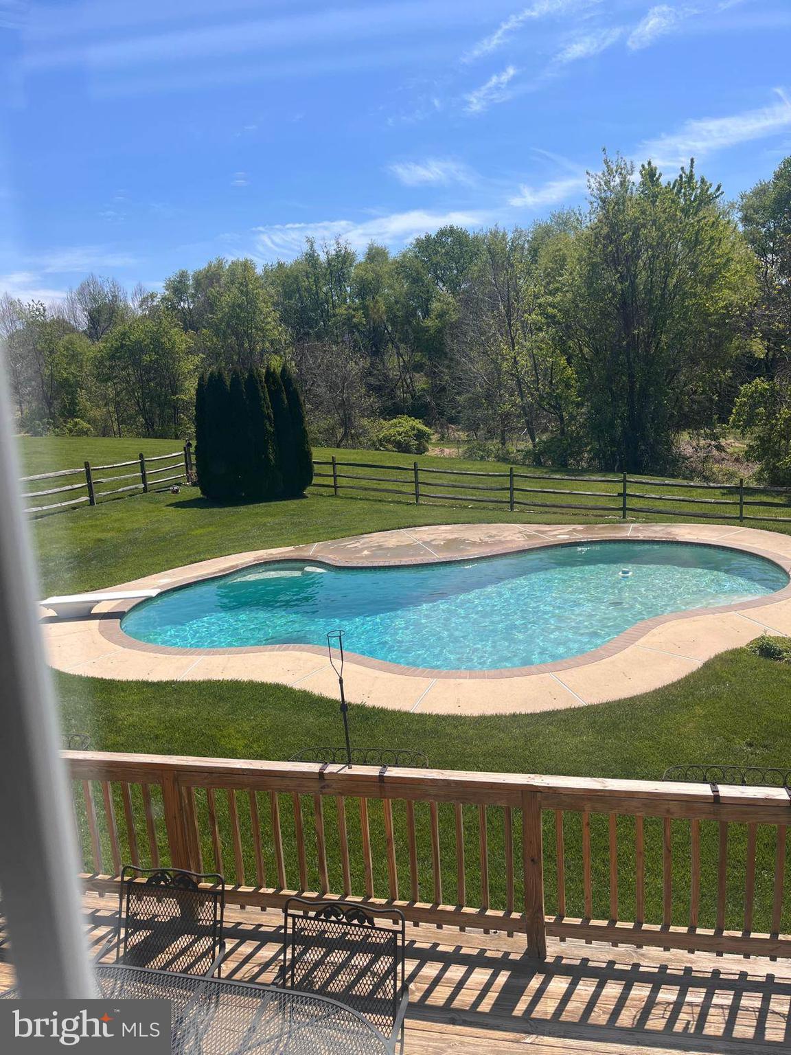 MEDFORD FARMS - Residential