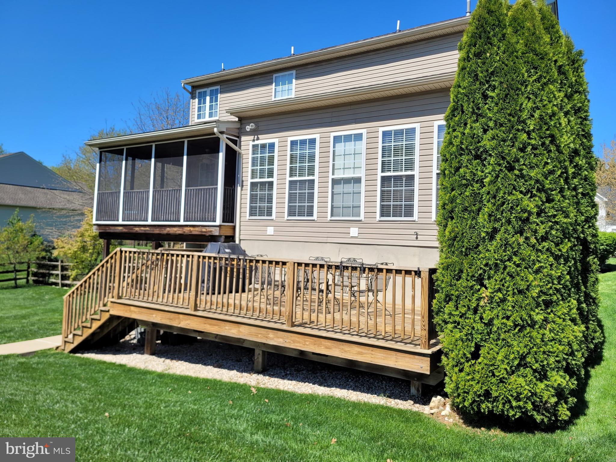 MEDFORD FARMS - Residential