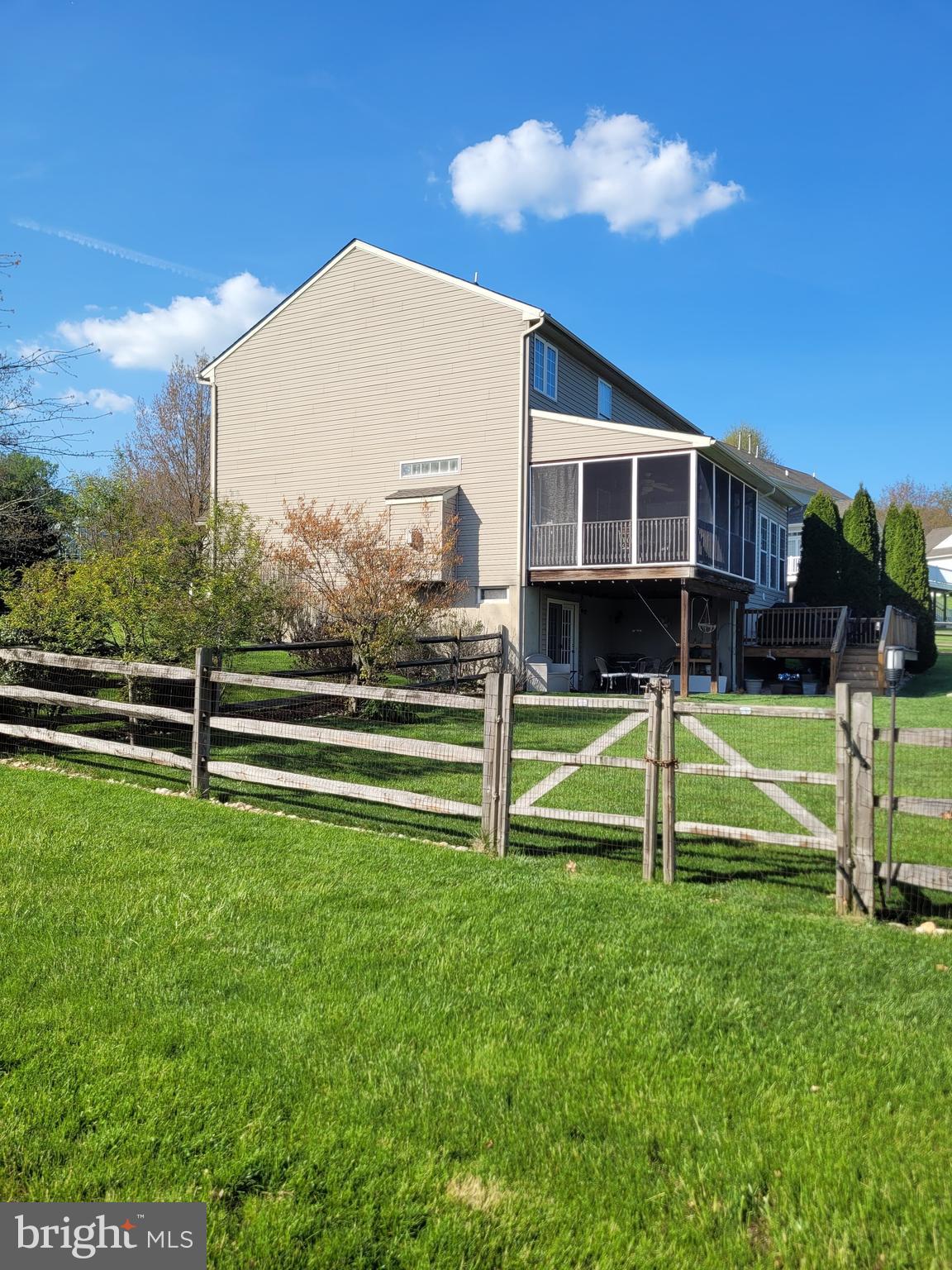MEDFORD FARMS - Residential