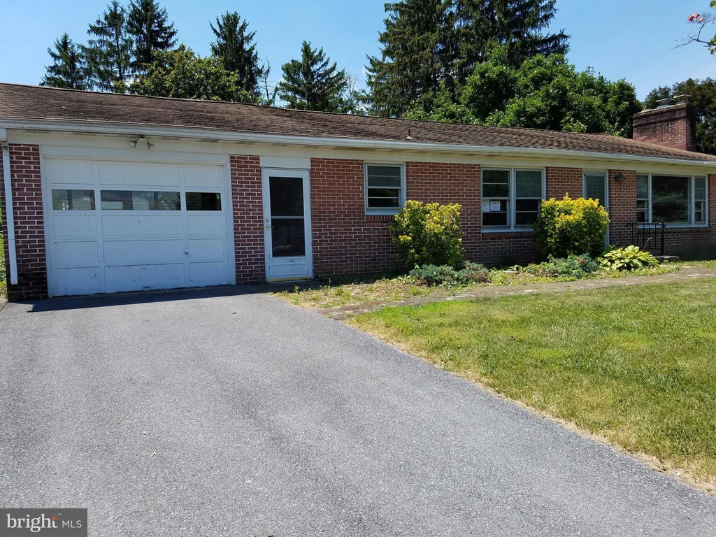 18507 Orchard Hills Parkway, Hagerstown, MD 21742