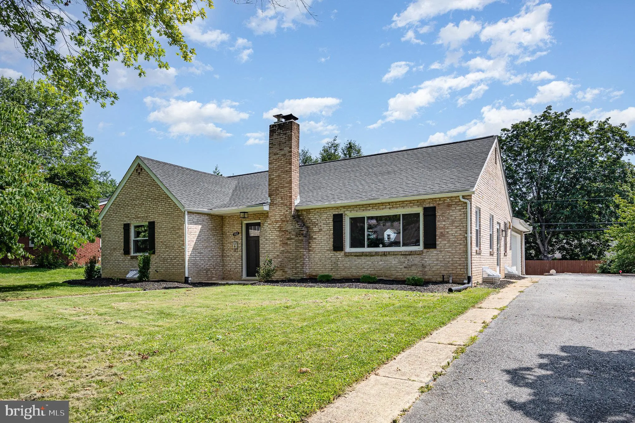 Harrisburg, Pennsylvania 17109, United States, 3 Bedrooms Bedrooms, ,2 BathroomsBathrooms,Residential,Pending,161285