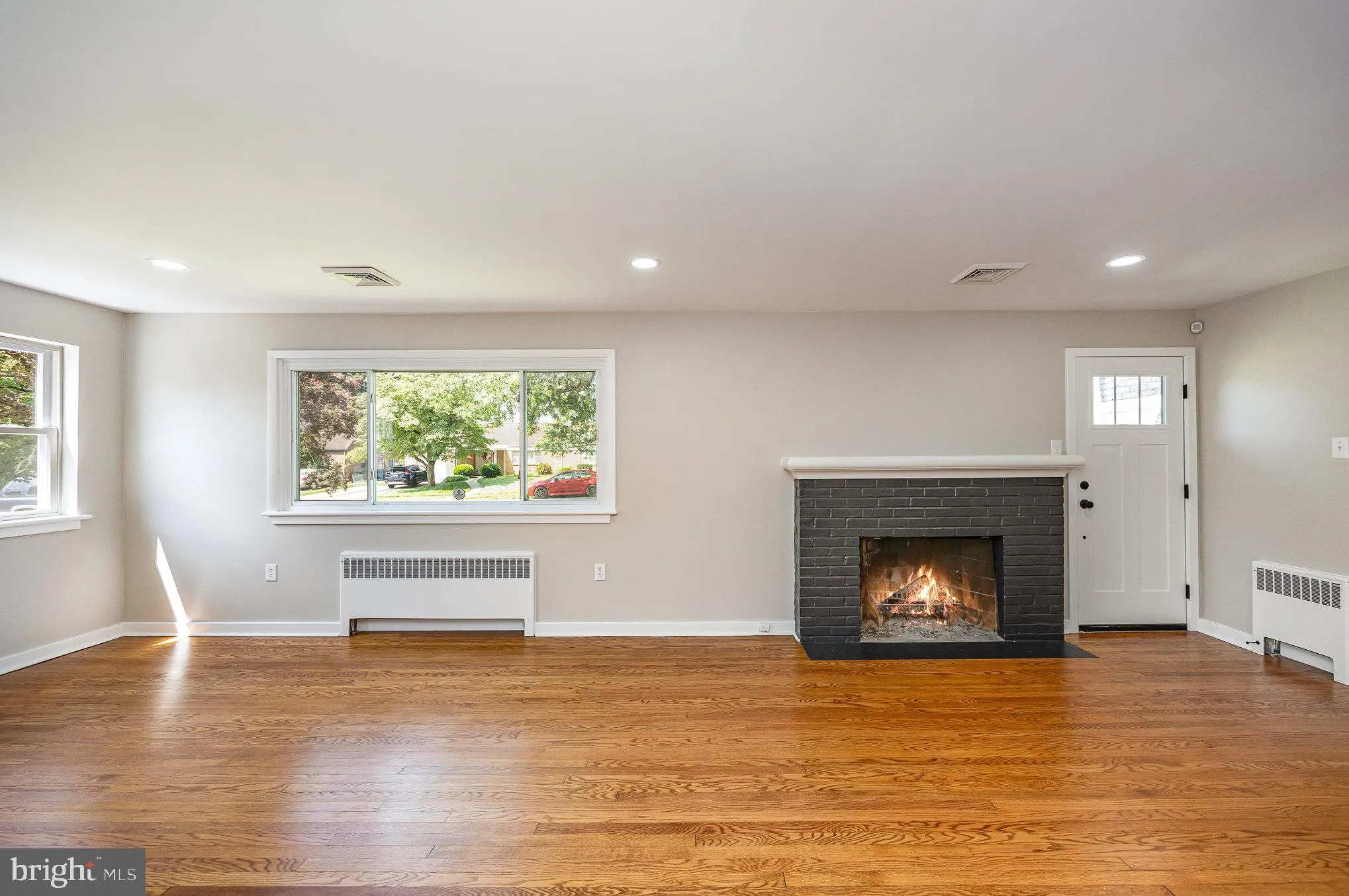 Harrisburg, Pennsylvania 17109, United States, 3 Bedrooms Bedrooms, ,2 BathroomsBathrooms,Residential,Pending,161285