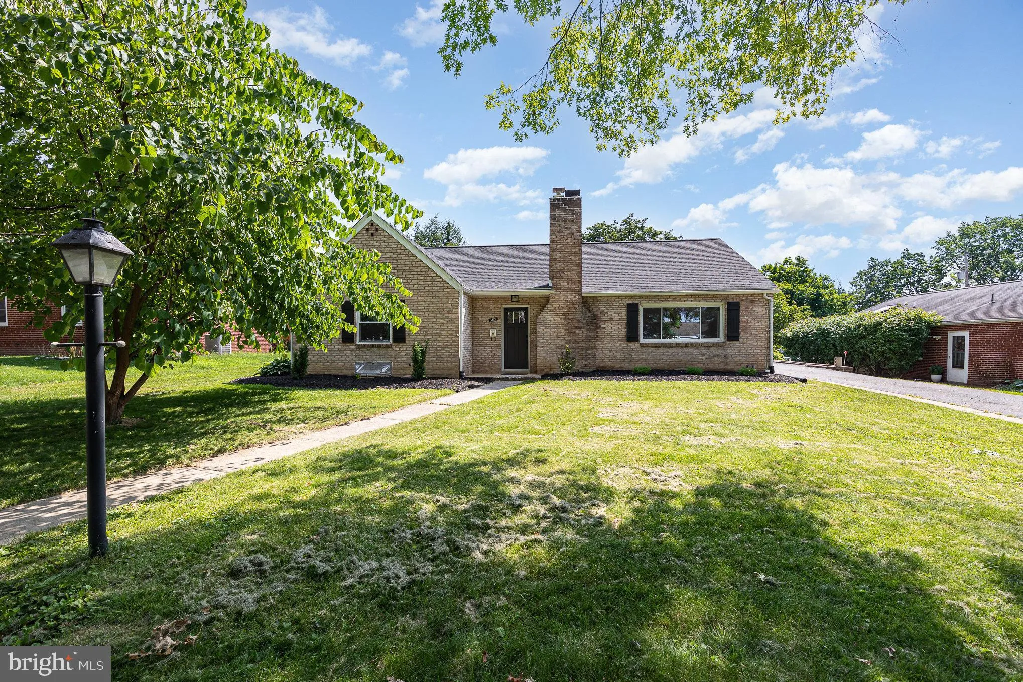 Harrisburg, Pennsylvania 17109, United States, 3 Bedrooms Bedrooms, ,2 BathroomsBathrooms,Residential,Pending,161285