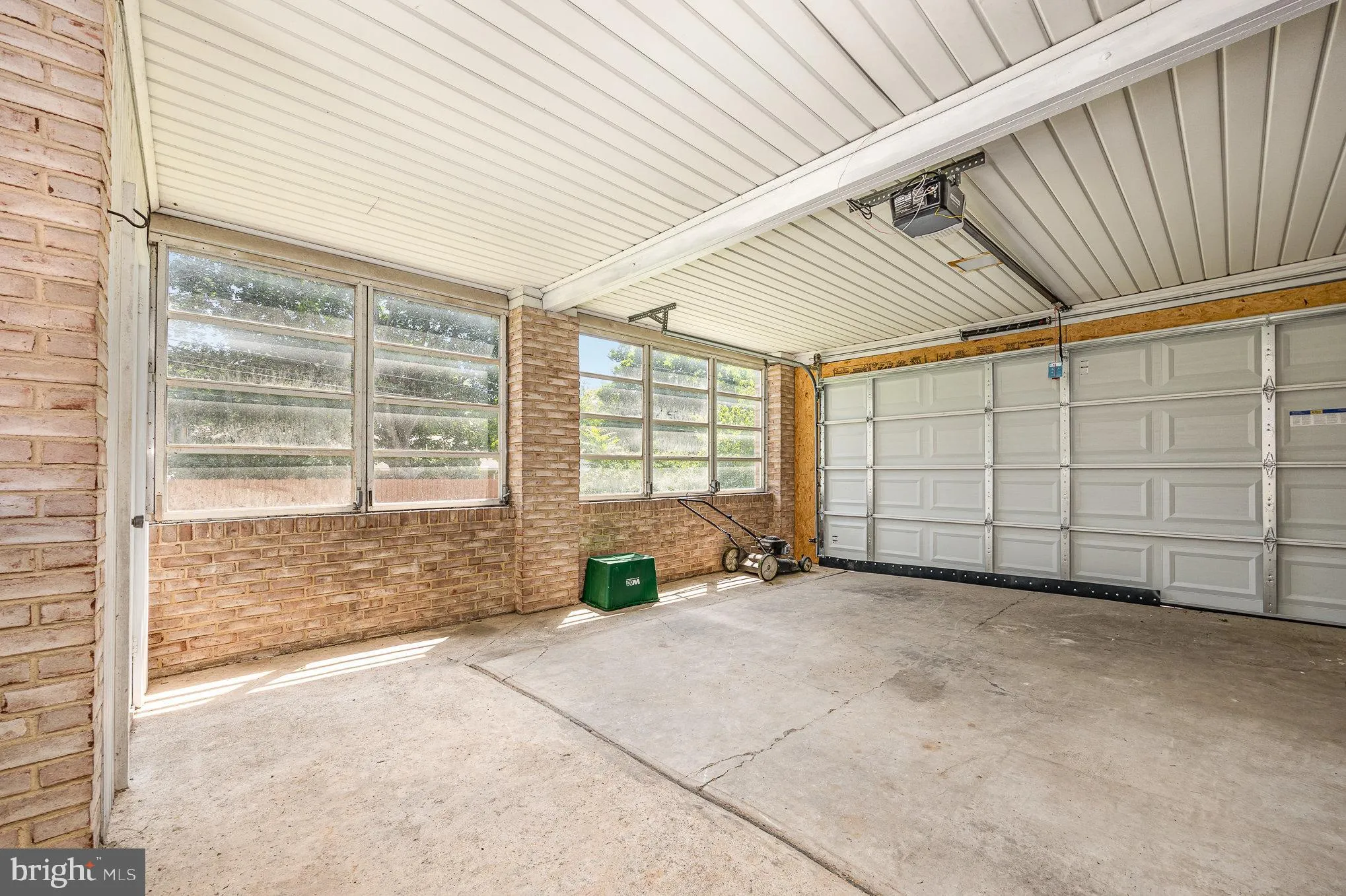 Harrisburg, Pennsylvania 17109, United States, 3 Bedrooms Bedrooms, ,2 BathroomsBathrooms,Residential,Pending,161285