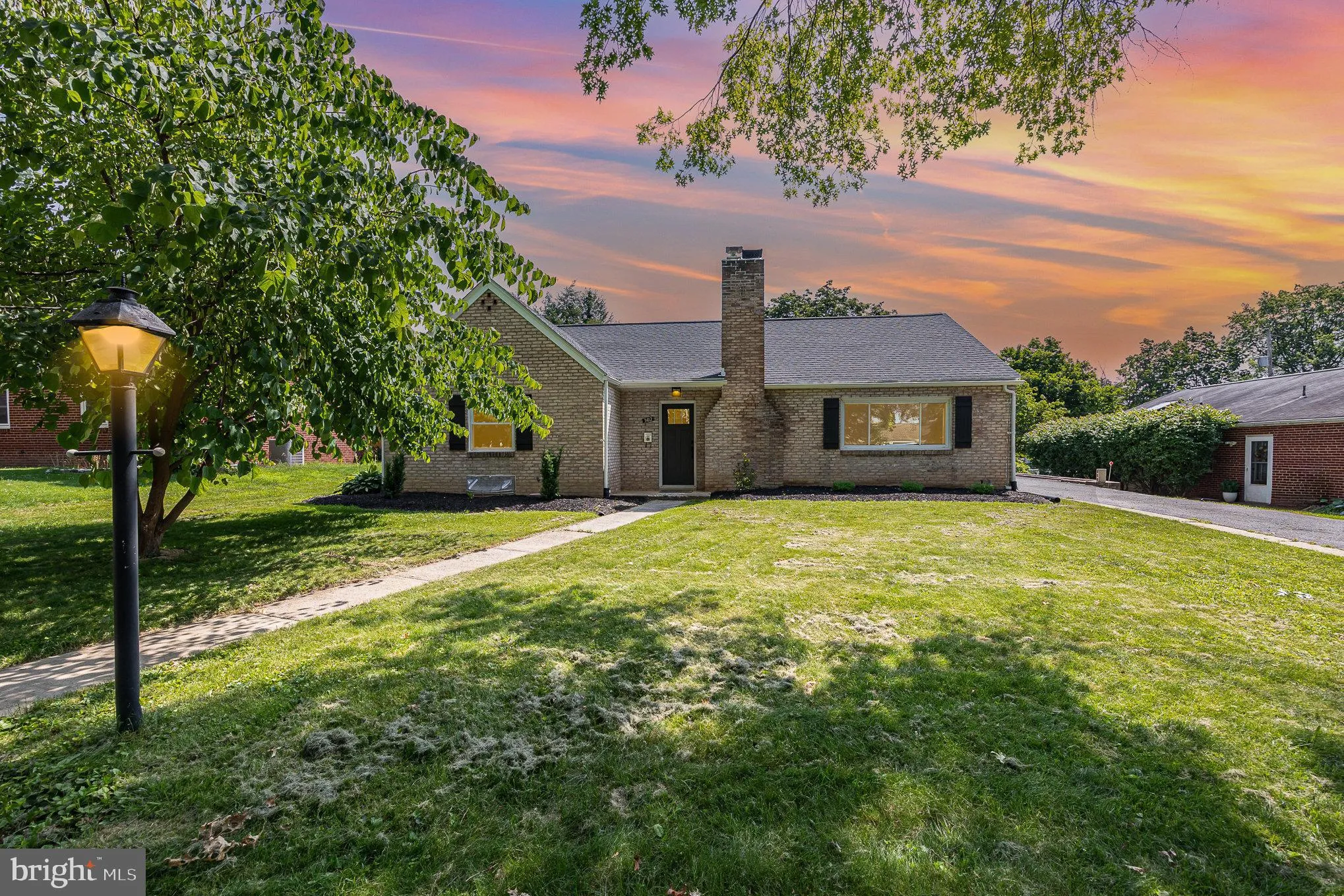 Harrisburg, Pennsylvania 17109, United States, 3 Bedrooms Bedrooms, ,2 BathroomsBathrooms,Residential,Pending,161285