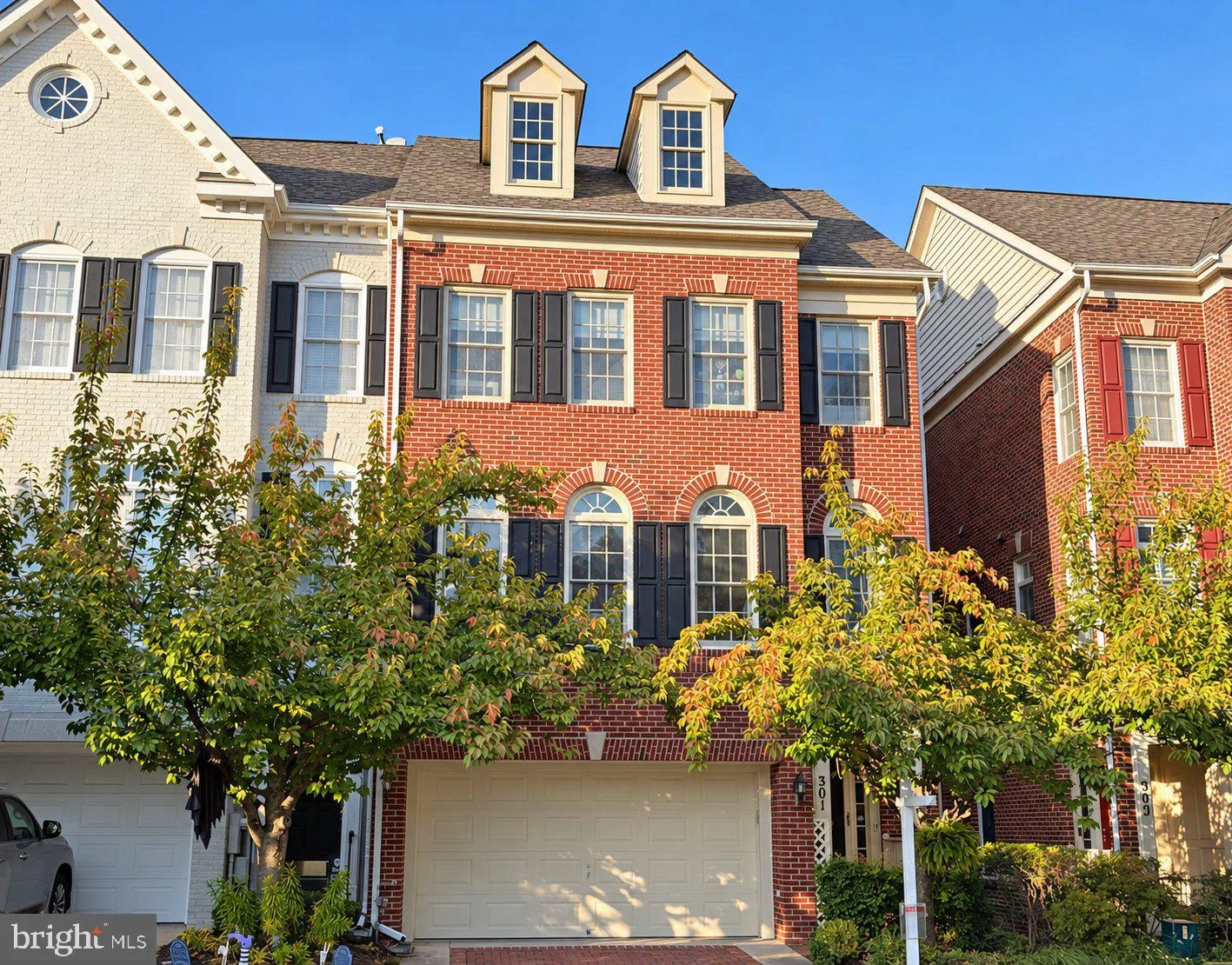 301 Oak Knoll Terrace