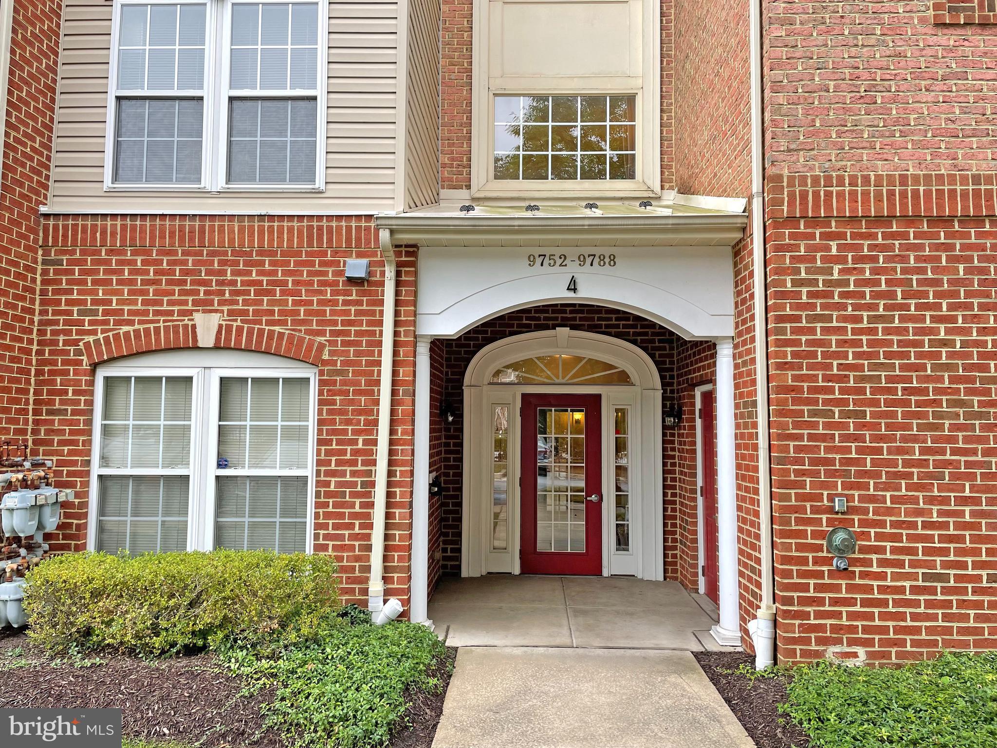 VILLAGE OF MILL RUN - Residential