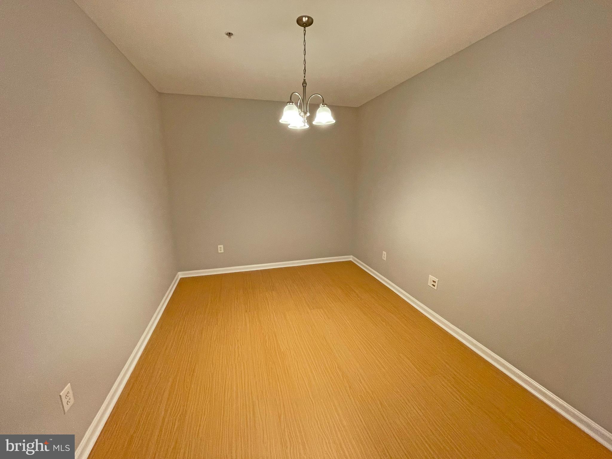 VILLAGE OF MILL RUN - Residential