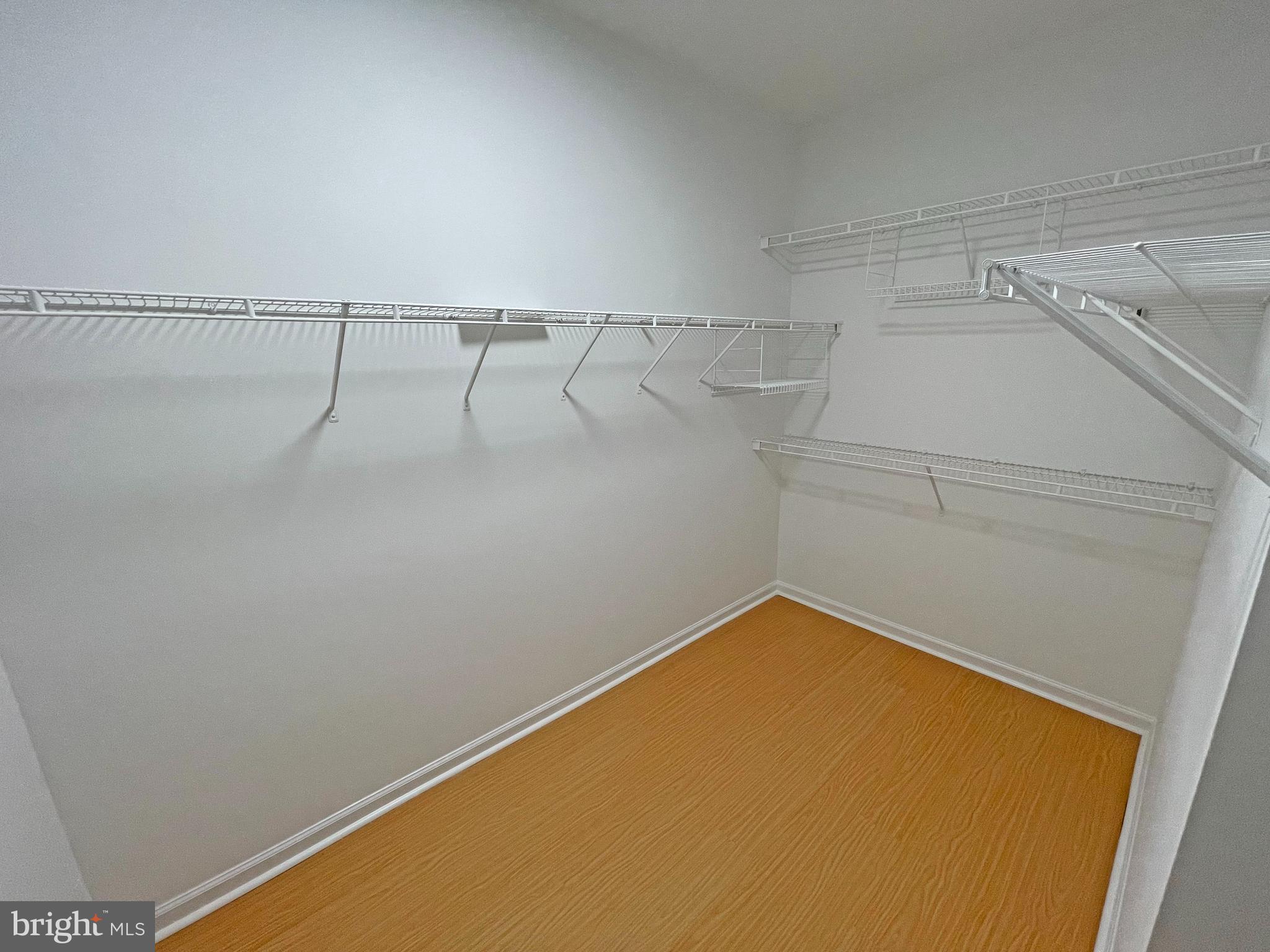 VILLAGE OF MILL RUN - Residential