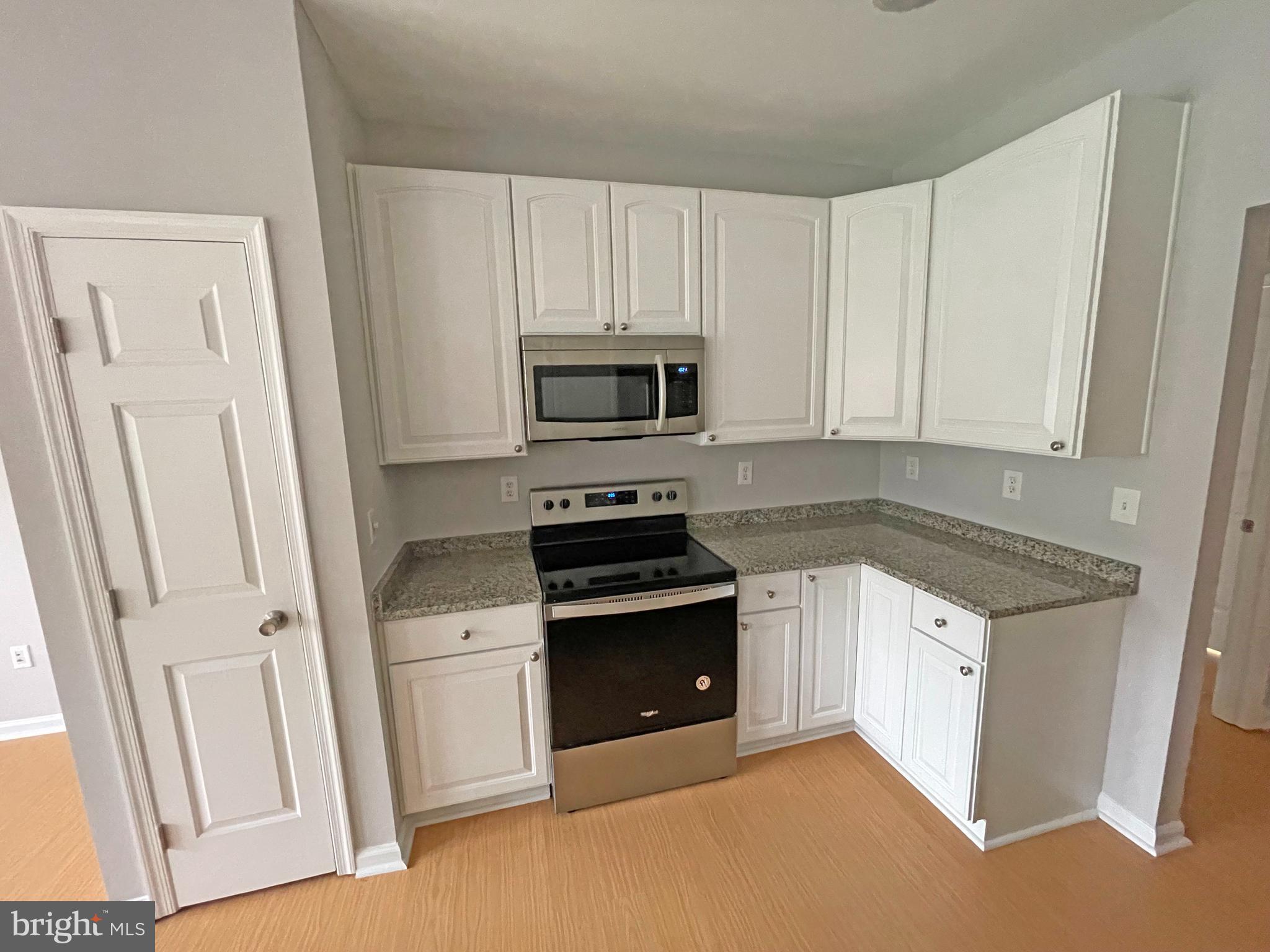 VILLAGE OF MILL RUN - Residential