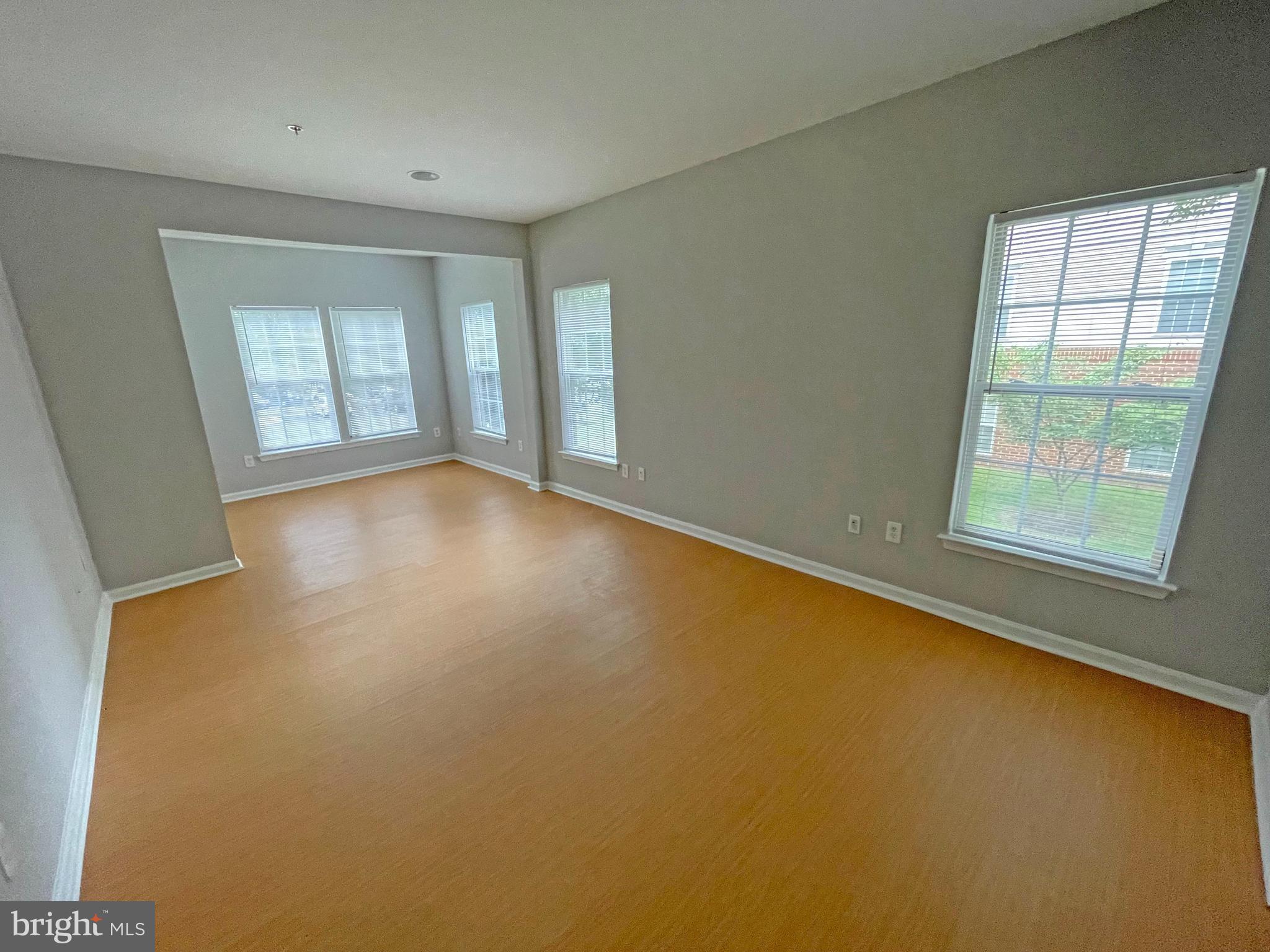 VILLAGE OF MILL RUN - Residential