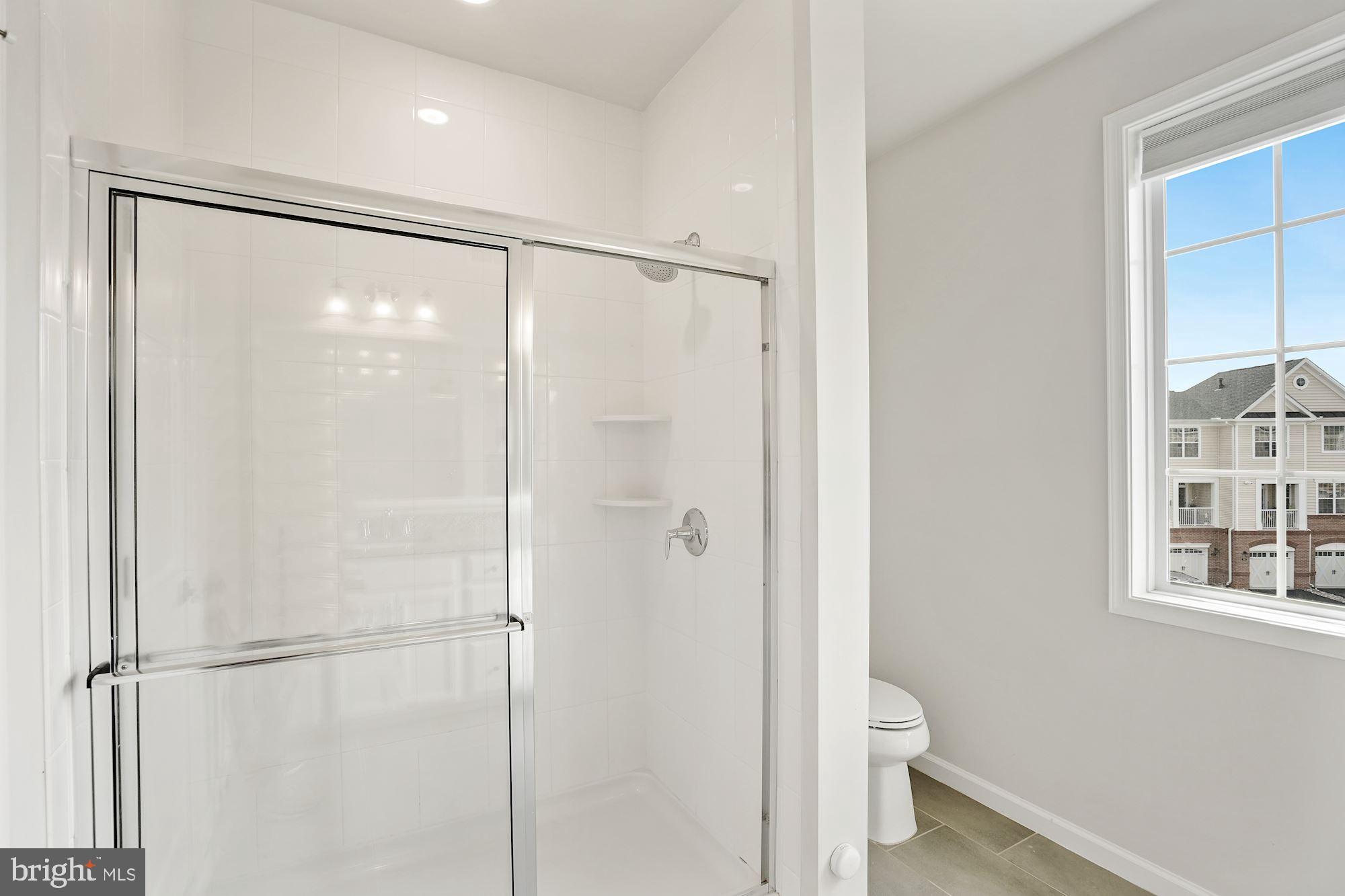 LOUDOUN VALLEY RIDGES - Residential