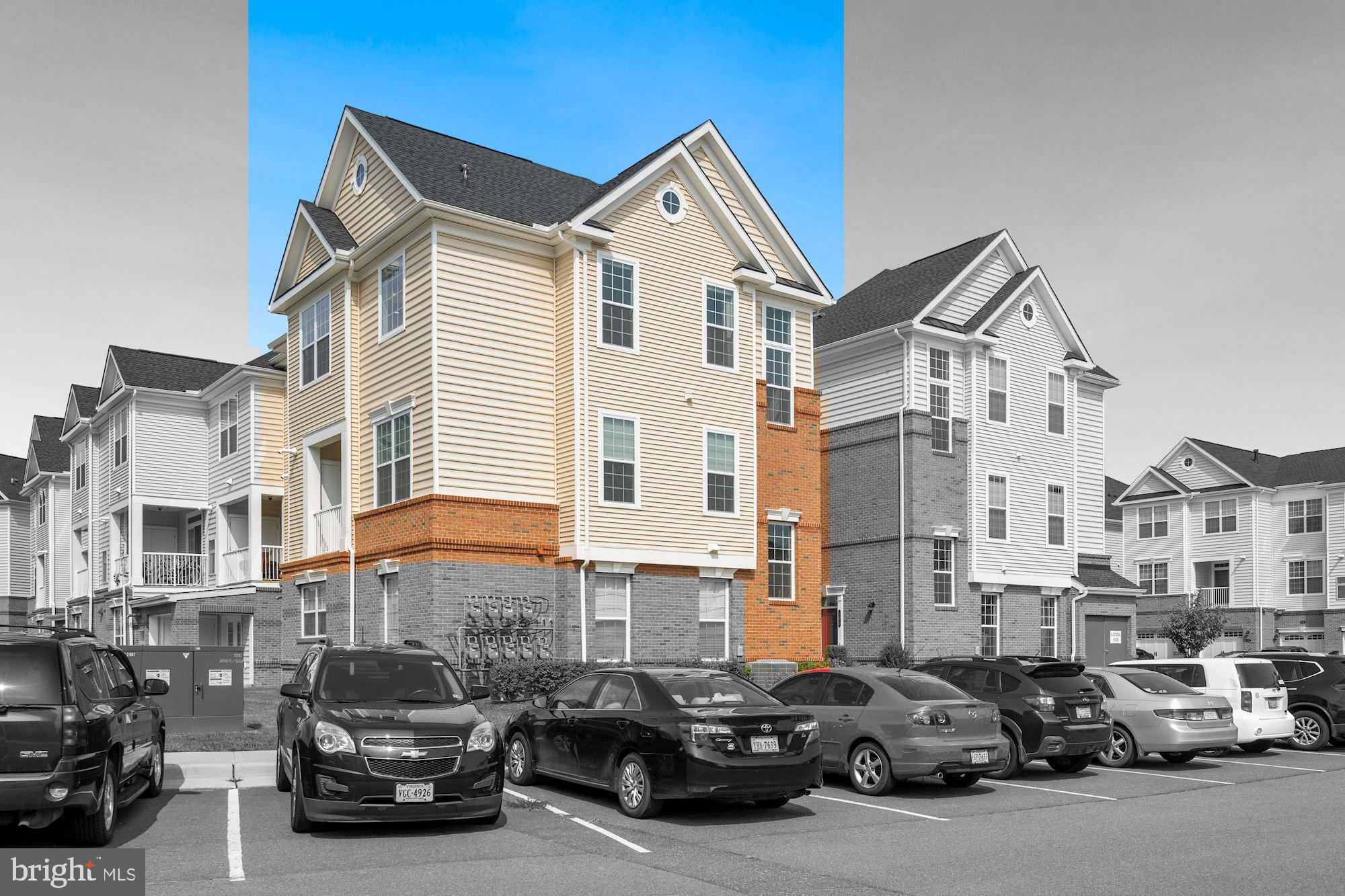 LOUDOUN VALLEY RIDGES - Residential