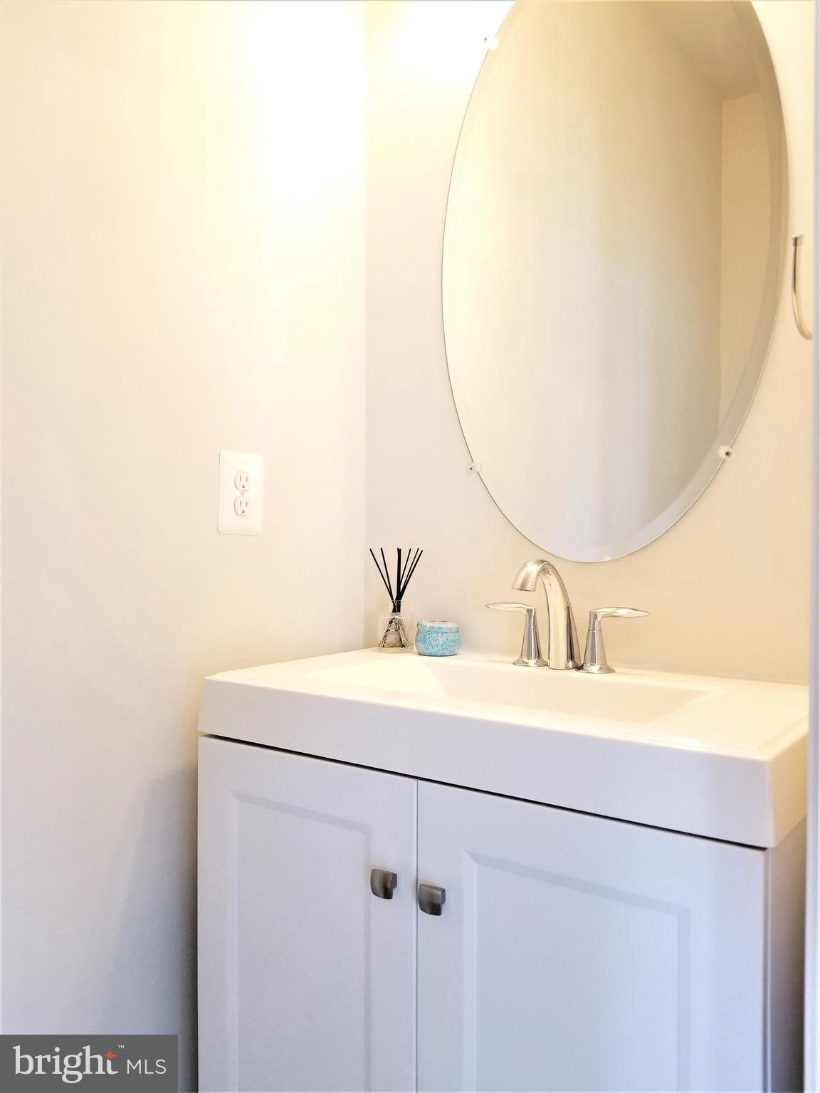 LOUDOUN VALLEY RIDGES - Residential