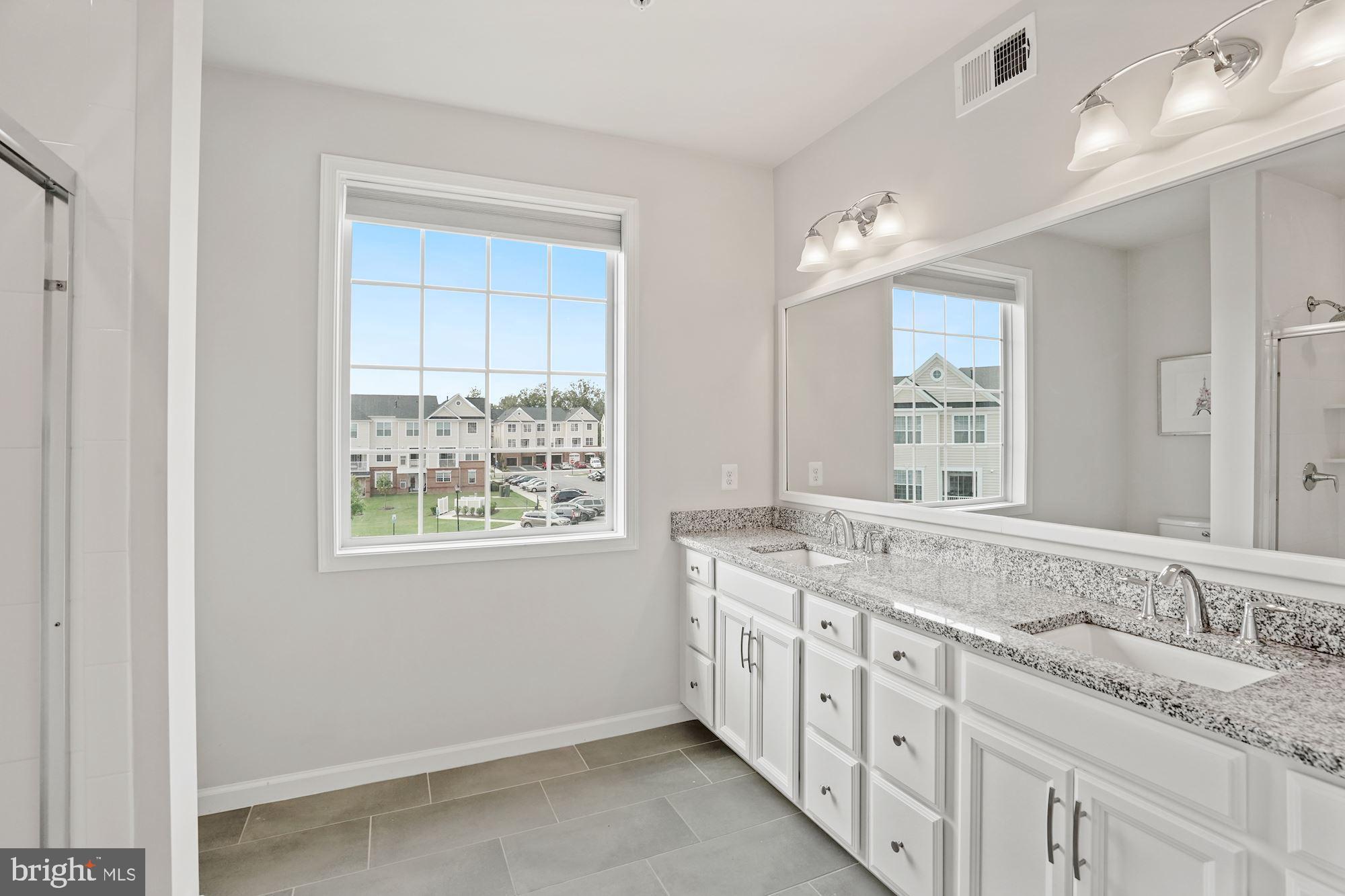 LOUDOUN VALLEY RIDGES - Residential