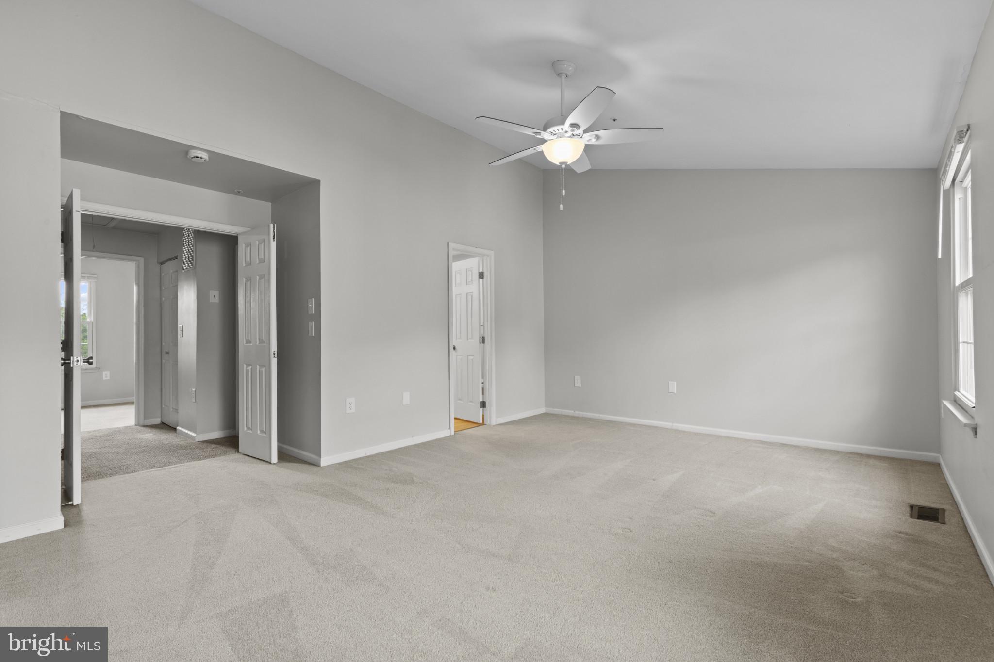 STONEHAVEN MEWS IN CROFTON VILLAGE - Residential Lease