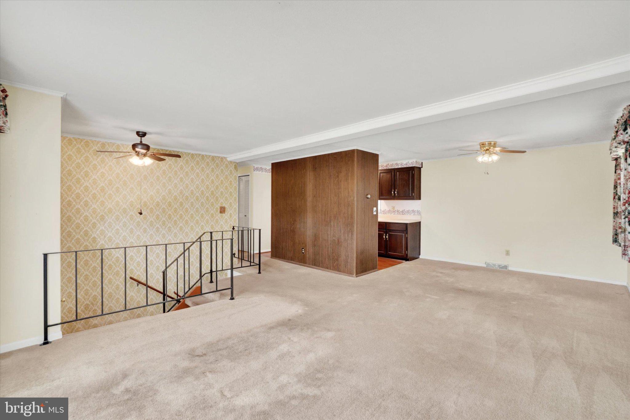 603 OAKWOOD DRIVE