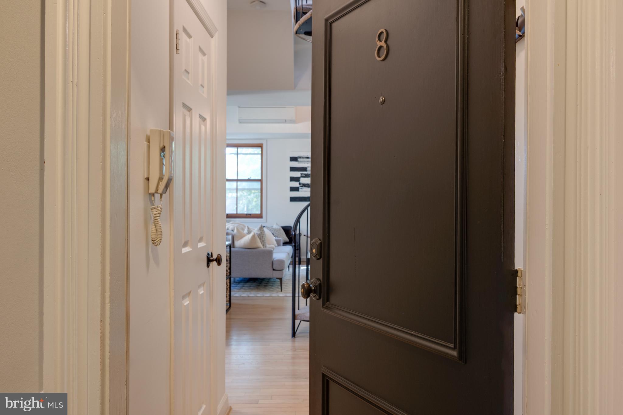 WOLFE ALLEY - Residential