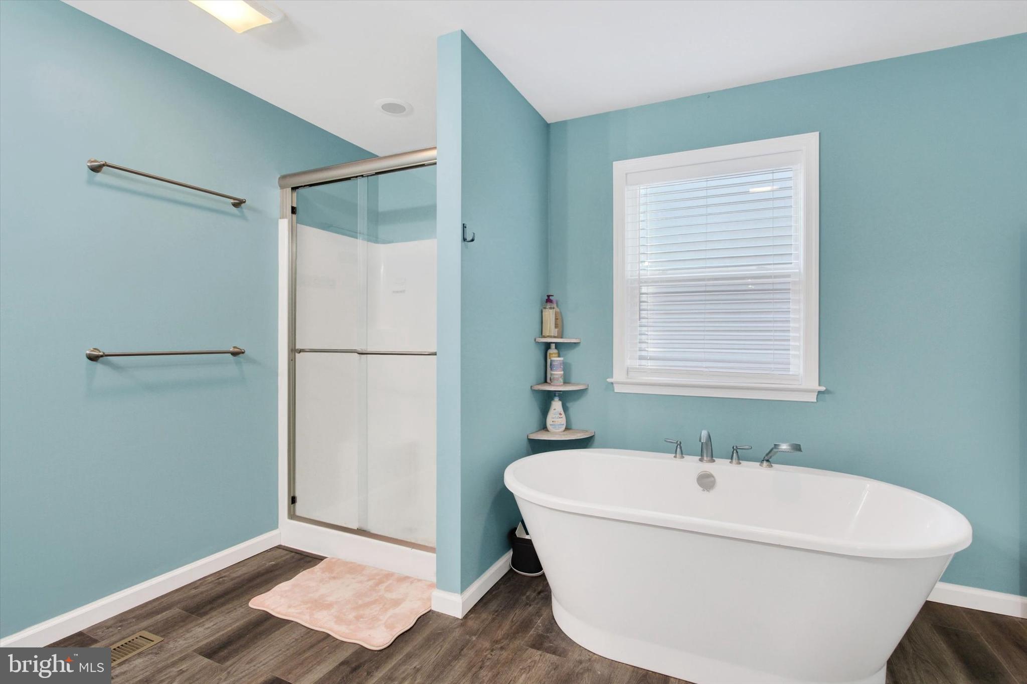 KENSINGTON - Residential