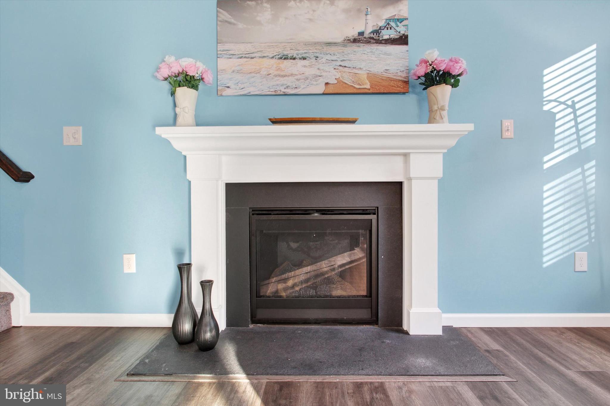 KENSINGTON - Residential