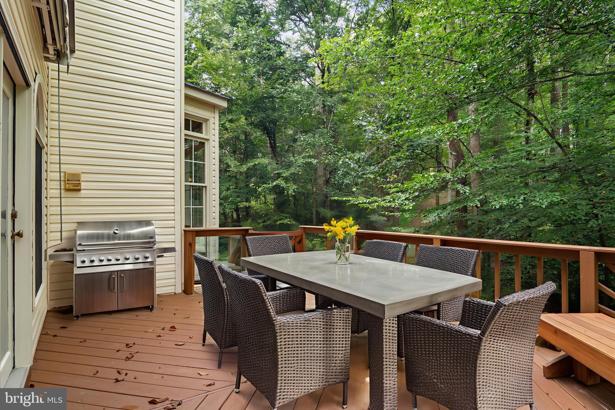 BEAR CREEK - Residential