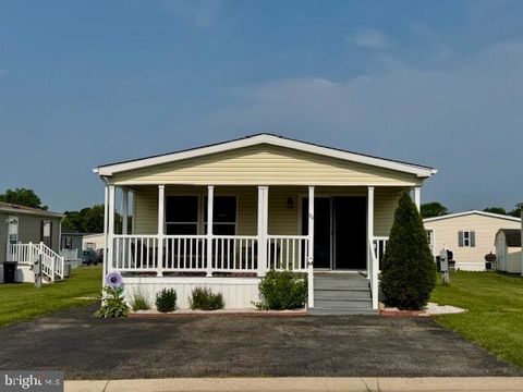 64 QUEEN ELEANOR ELKTON MD 21921