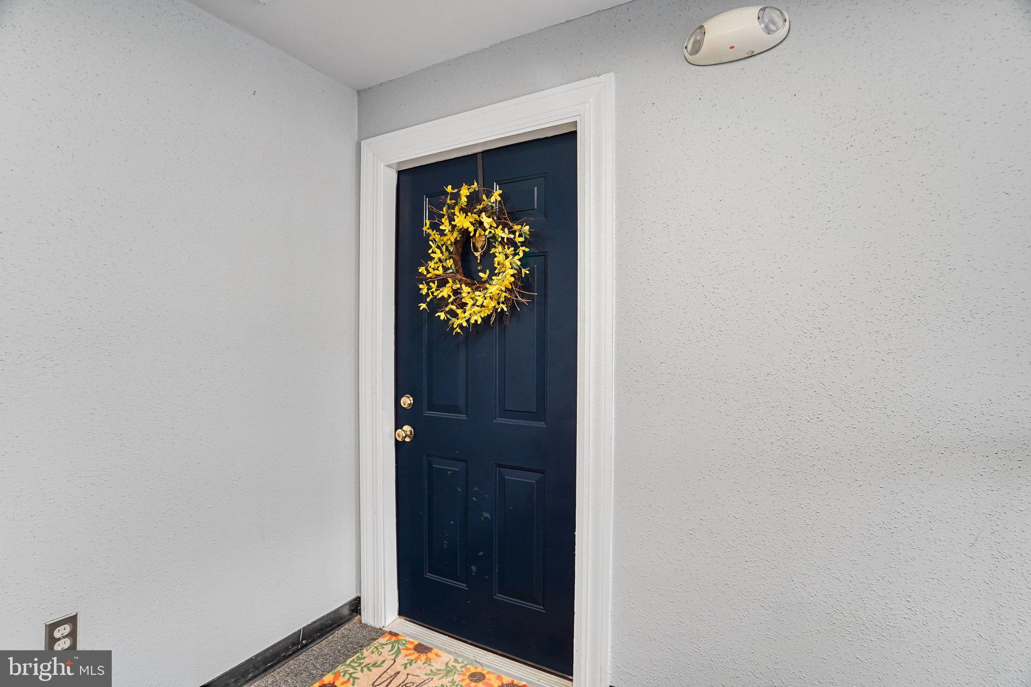 ASHBURN VILLAGE - Residential