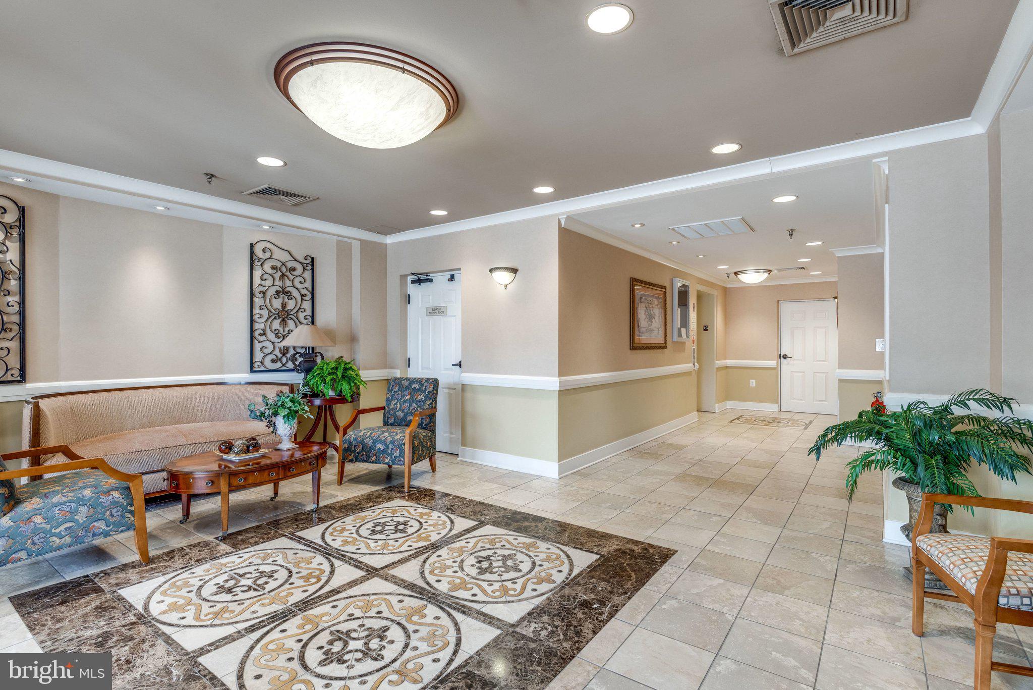 ASHBURN VILLAGE - Residential