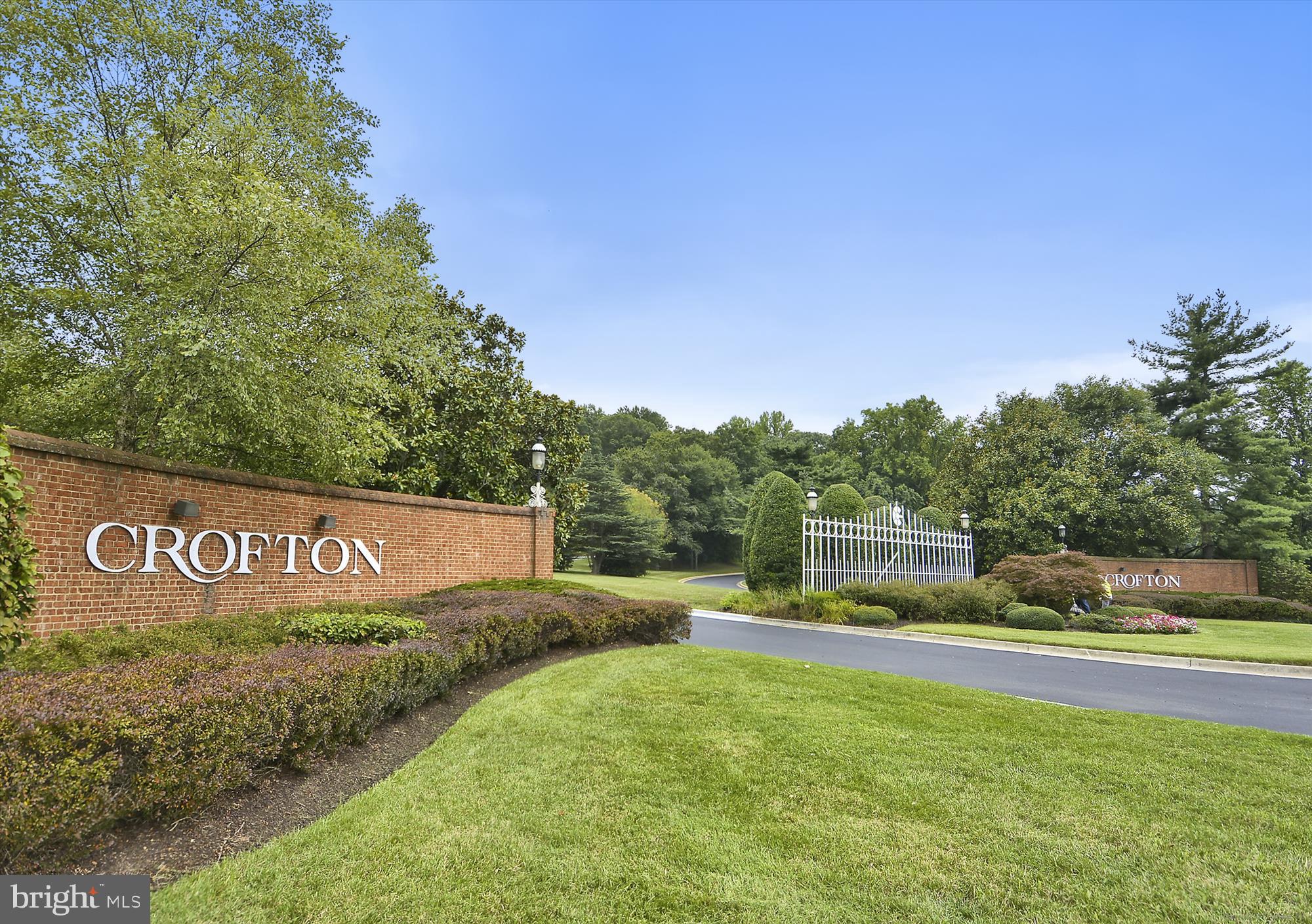 CROFTON MEWS CONDO - Residential