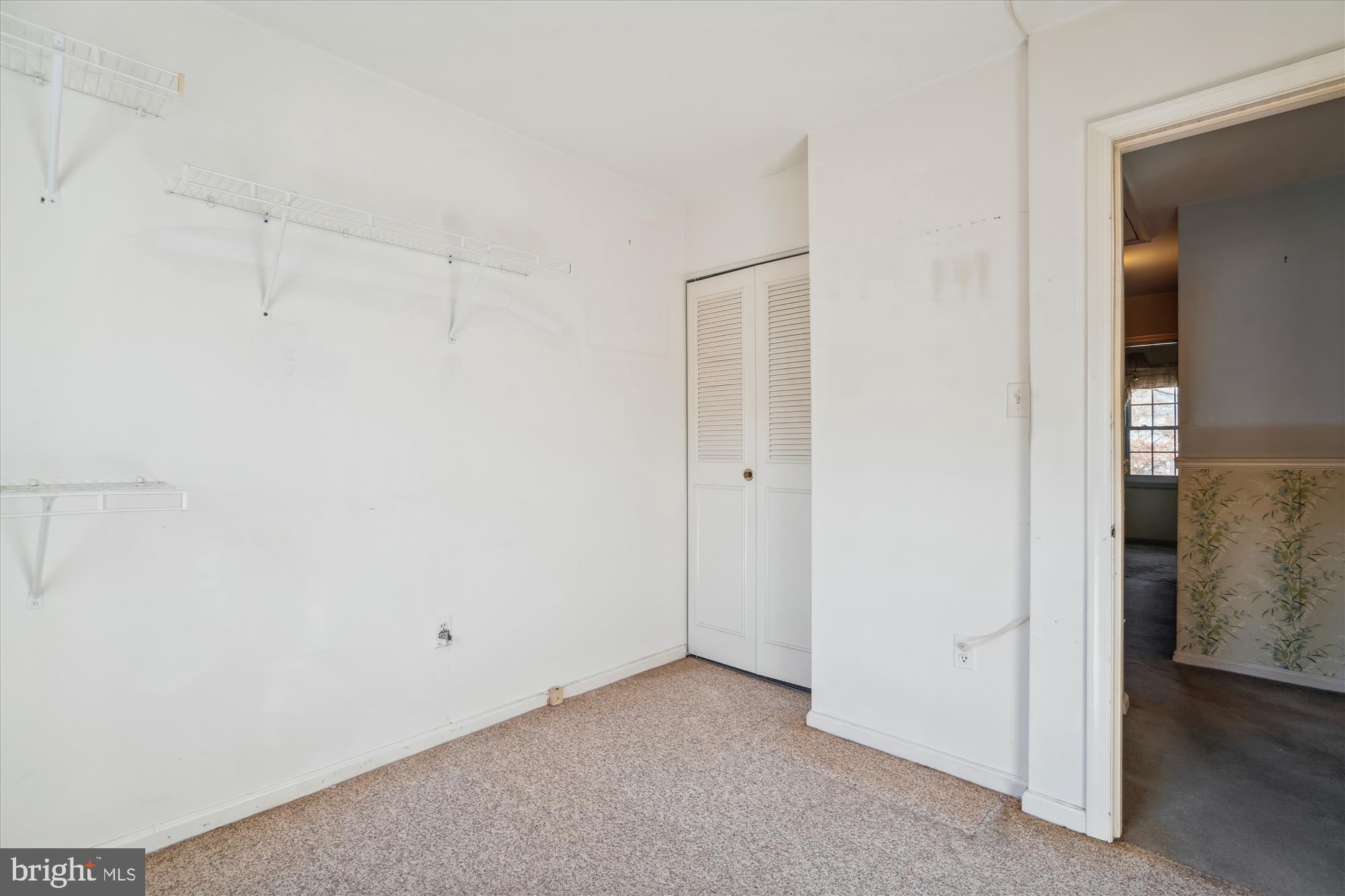 CROFTON MEWS CONDO - Residential