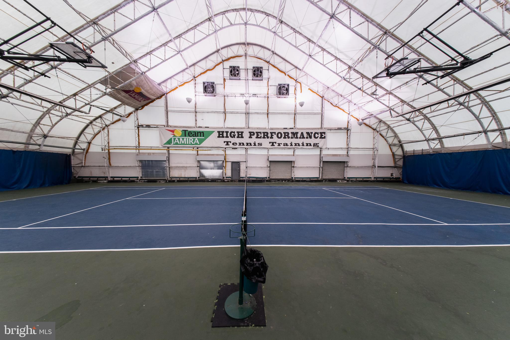 GERMANTOWN - Commercial Sale
