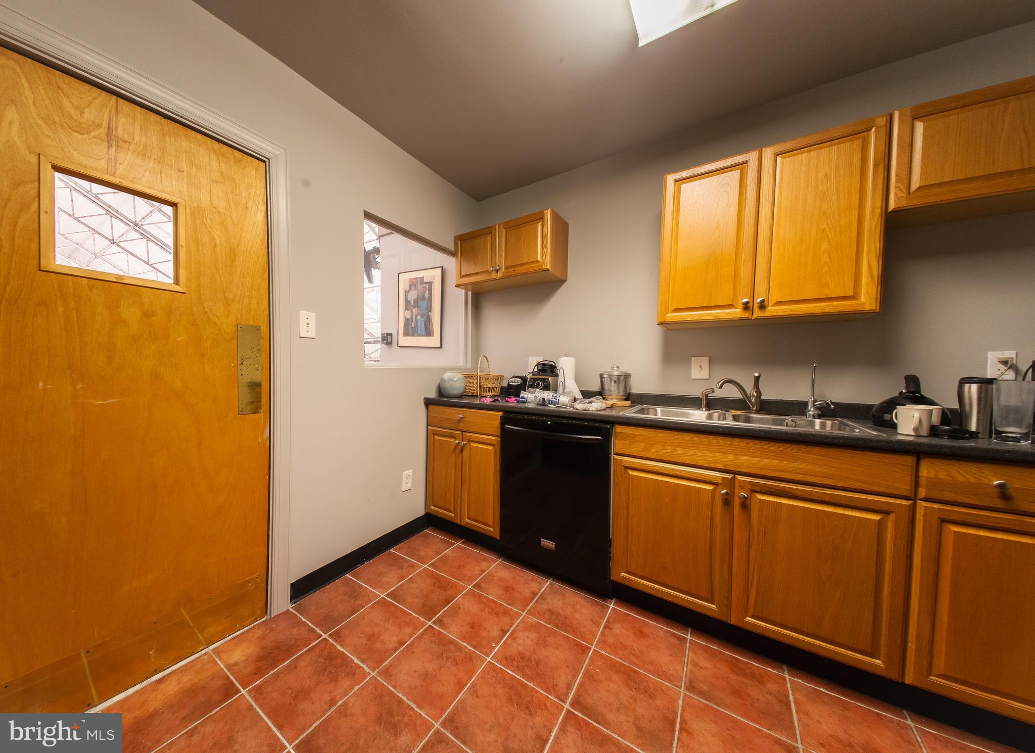 GERMANTOWN - Commercial Sale