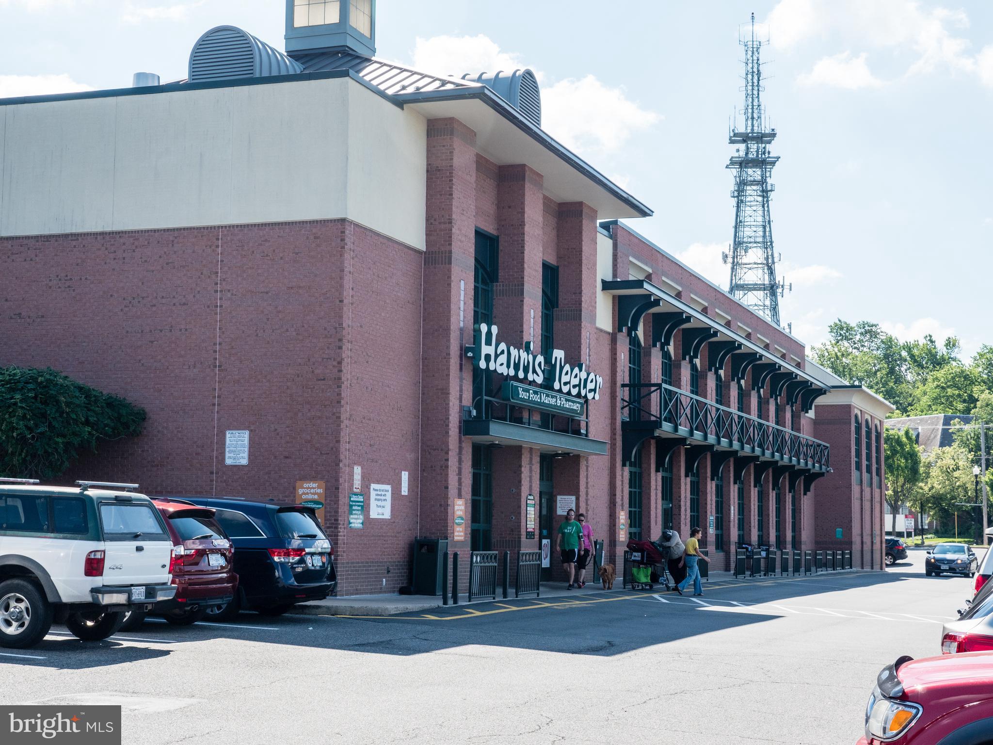 BERKSHIRE OAKWOOD - Residential