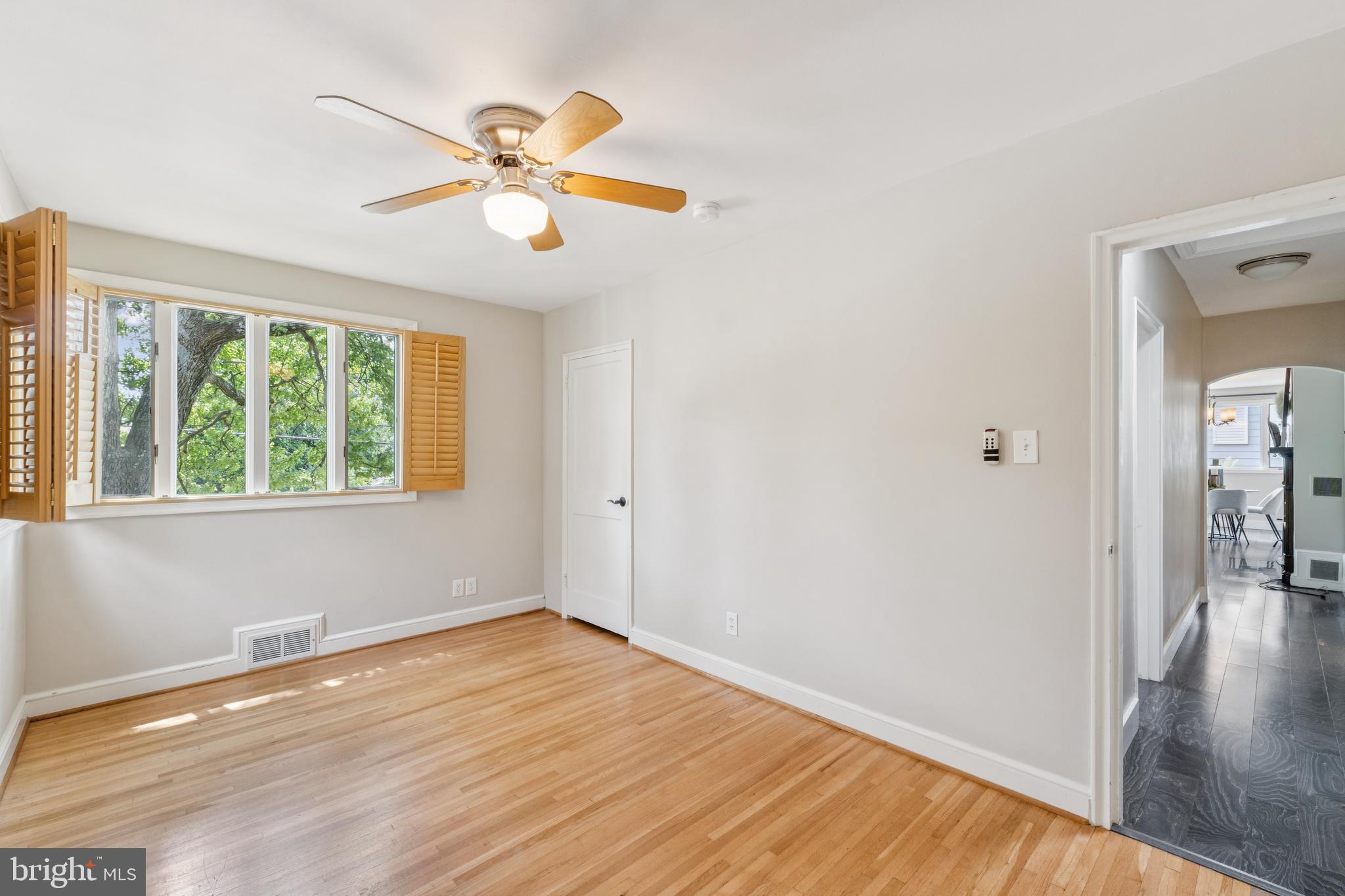 BERKSHIRE OAKWOOD - Residential