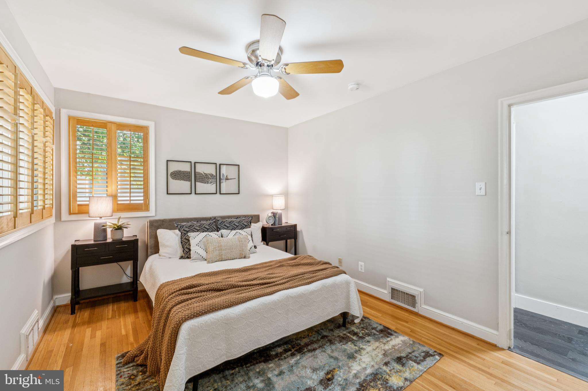 BERKSHIRE OAKWOOD - Residential