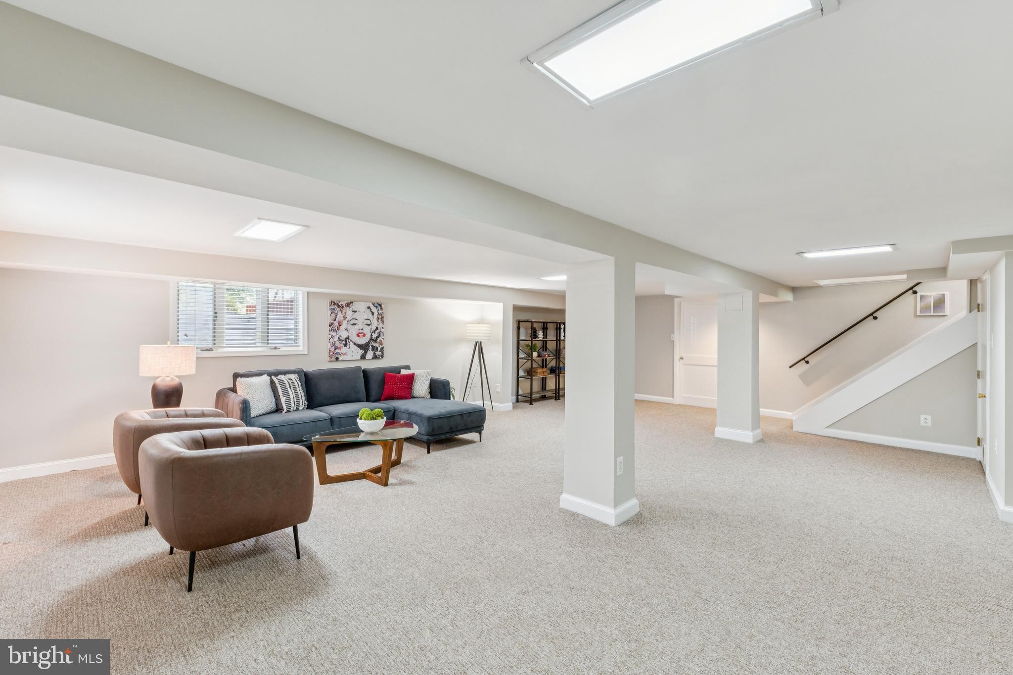 BERKSHIRE OAKWOOD - Residential