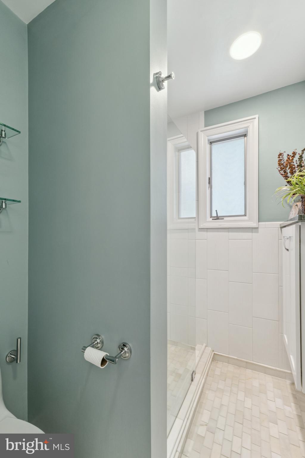 BERKSHIRE OAKWOOD - Residential