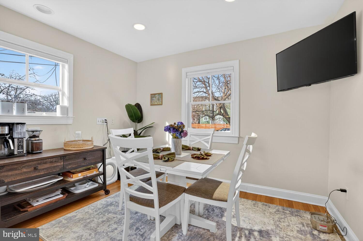 ARLINGTON FOREST - Residential