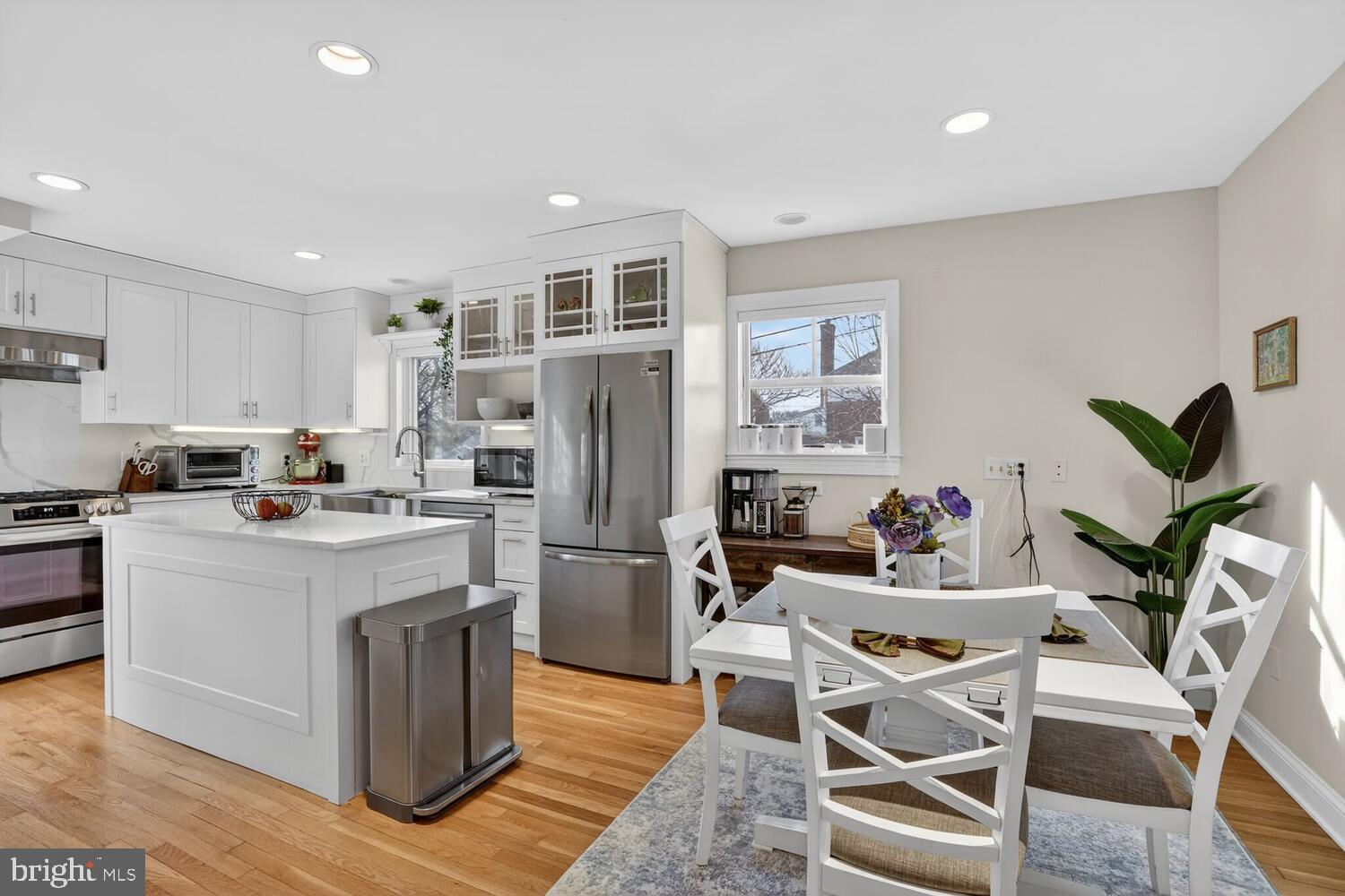 ARLINGTON FOREST - Residential