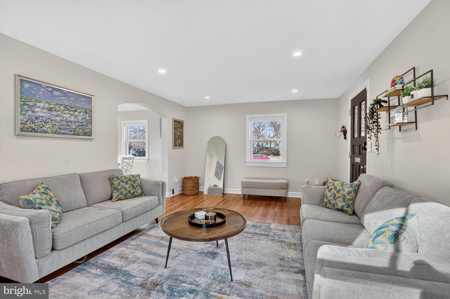 ARLINGTON FOREST - Residential