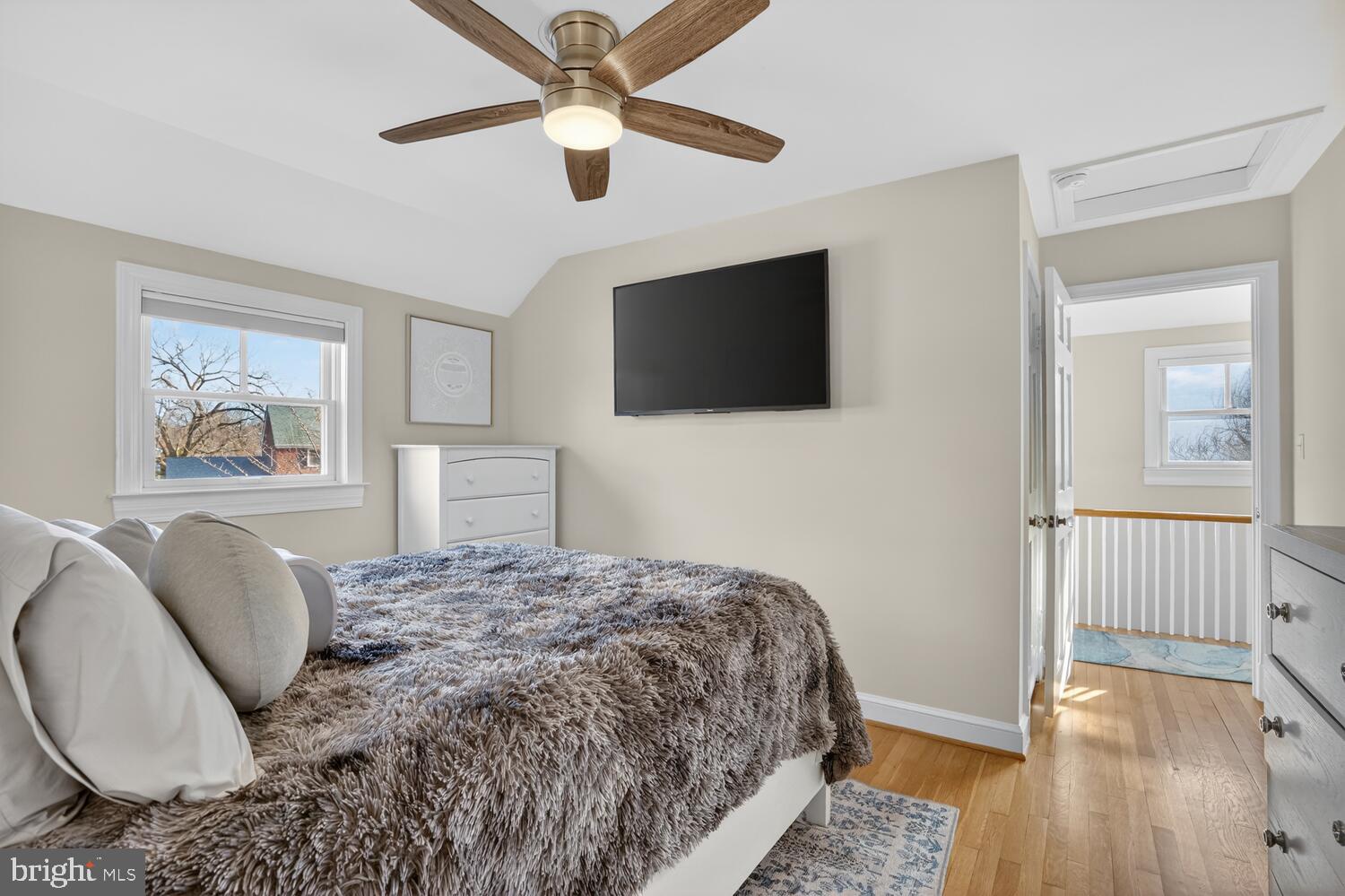 ARLINGTON FOREST - Residential