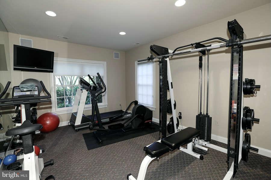 POTOMAC FALLS - Residential