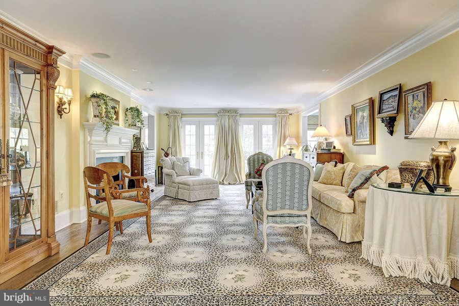 POTOMAC FALLS - Residential