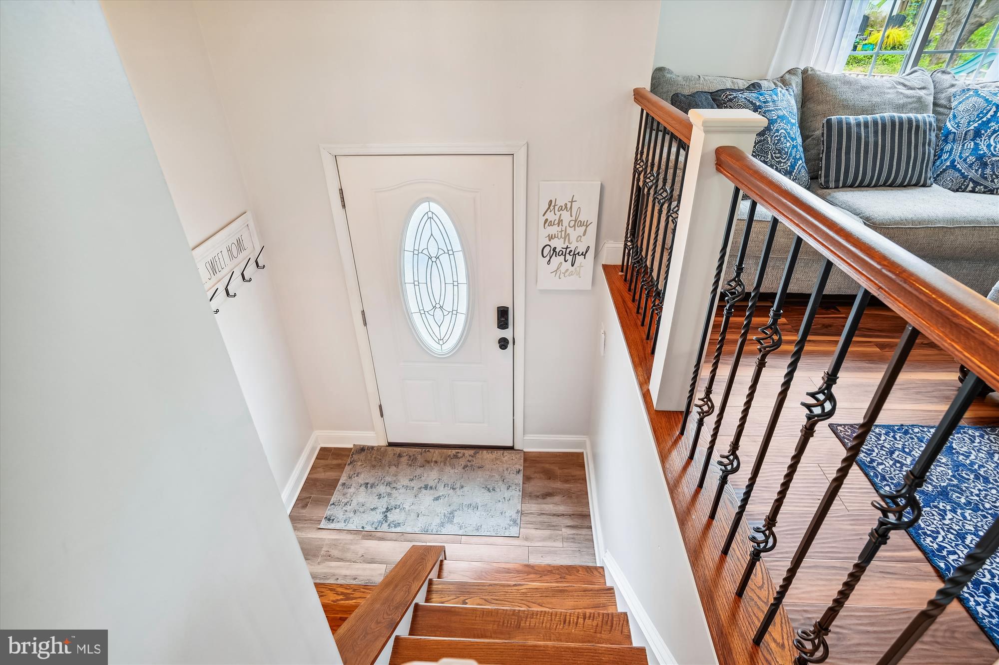 WHISPERING WOODS - Residential